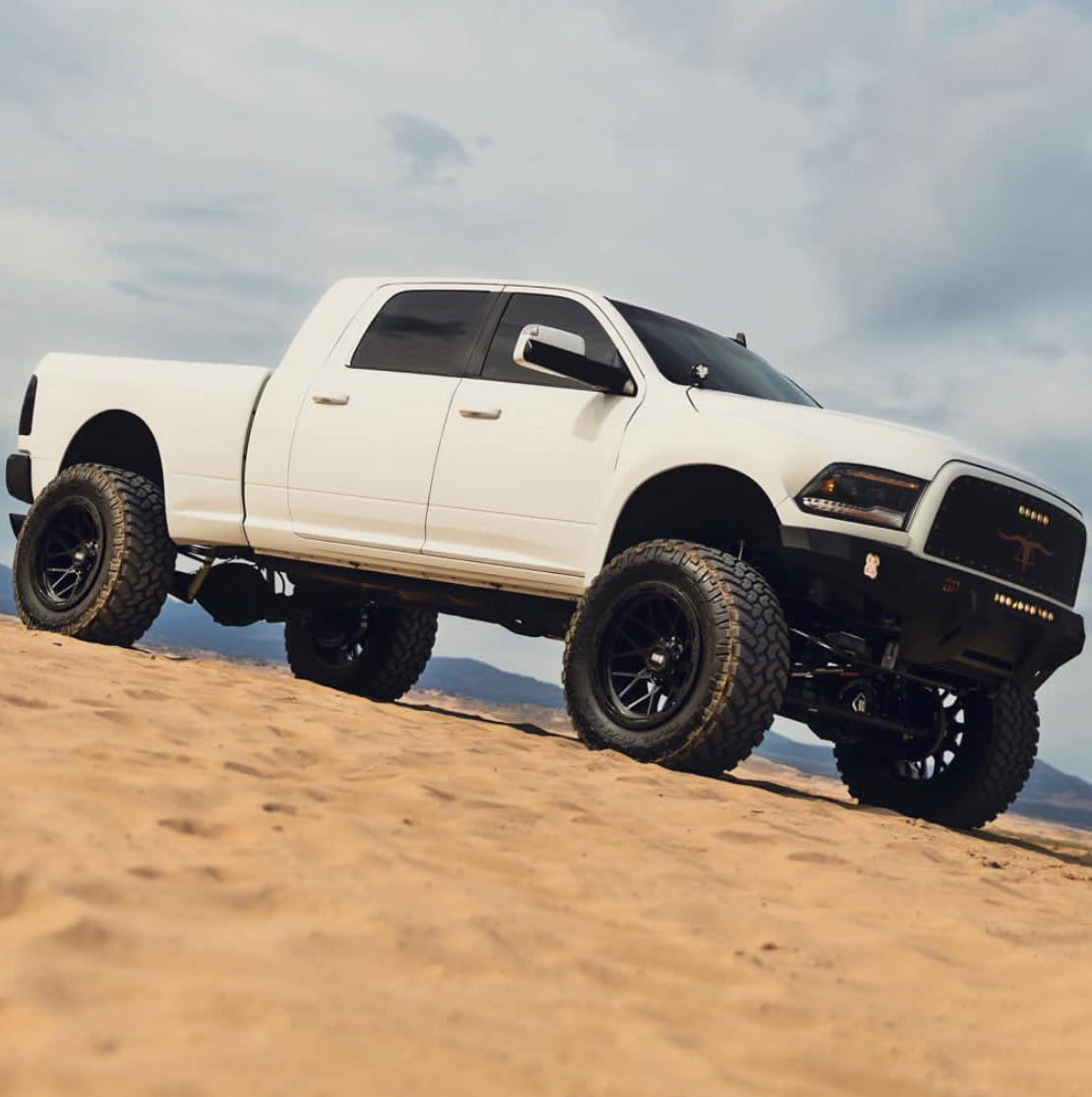 2014 Dodge Ram 3500 Equipment Image0