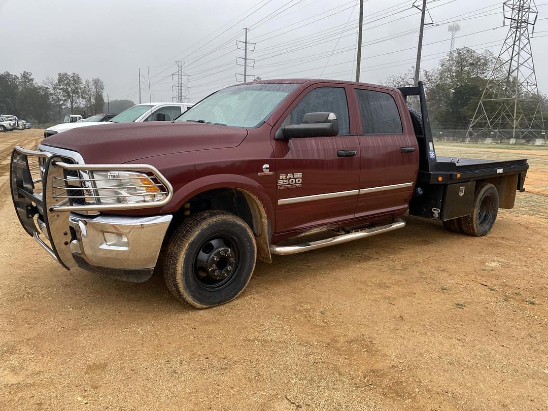 Image of Dodge Ram 3500 Primary image