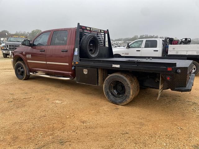 Image of Dodge Ram 3500 equipment image 1