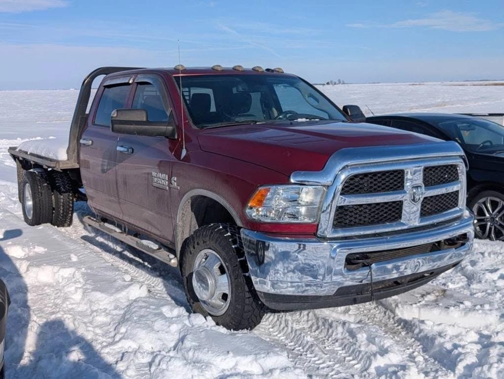2013 Dodge Ram 3500 Equipment Image0