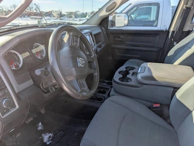 Image of Dodge Ram 3500 equipment image 4