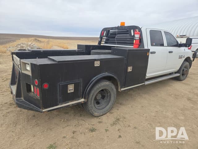 Image of Dodge Ram 3500 equipment image 4