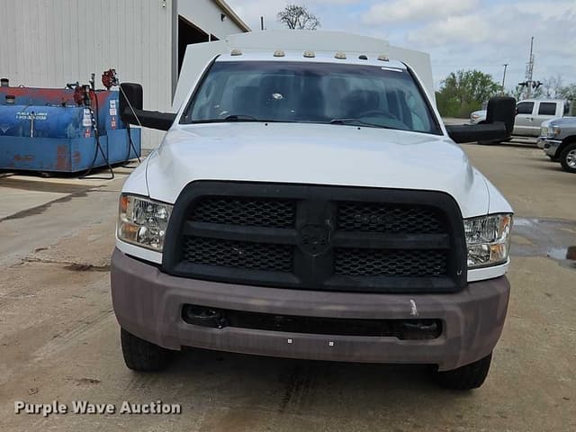 Image of Dodge Ram 3500 equipment image 1