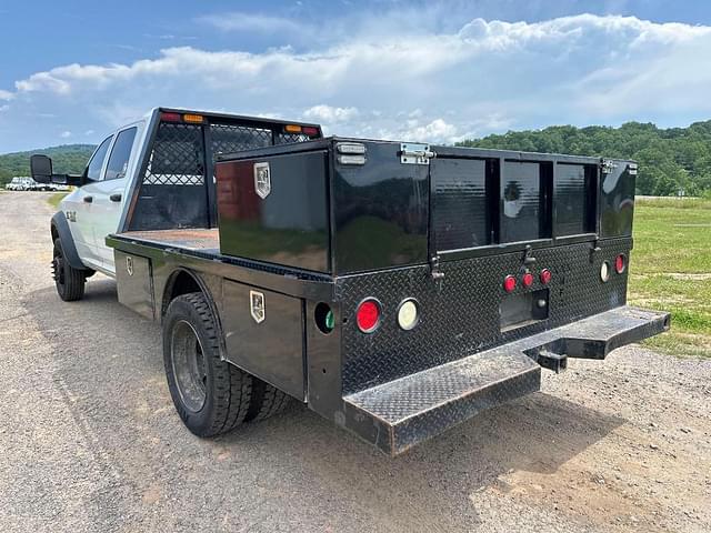 Image of Dodge Ram 4500 equipment image 2
