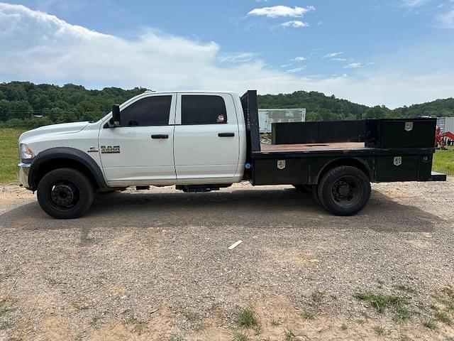 Image of Dodge Ram 4500 equipment image 1