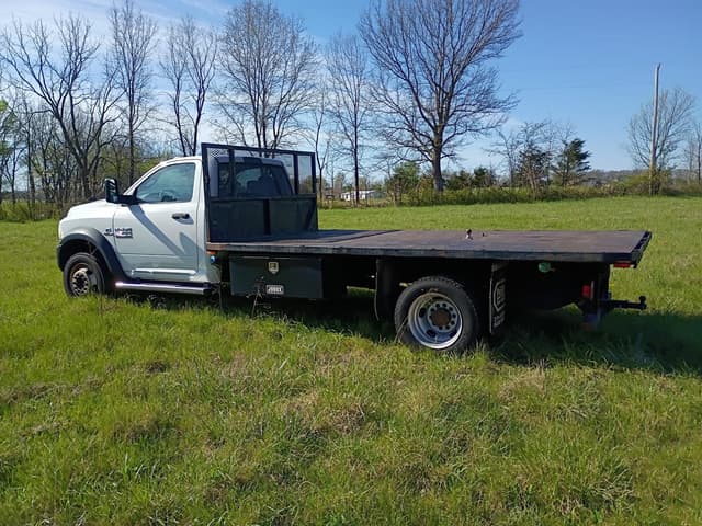 Image of Dodge Ram 4500 equipment image 3
