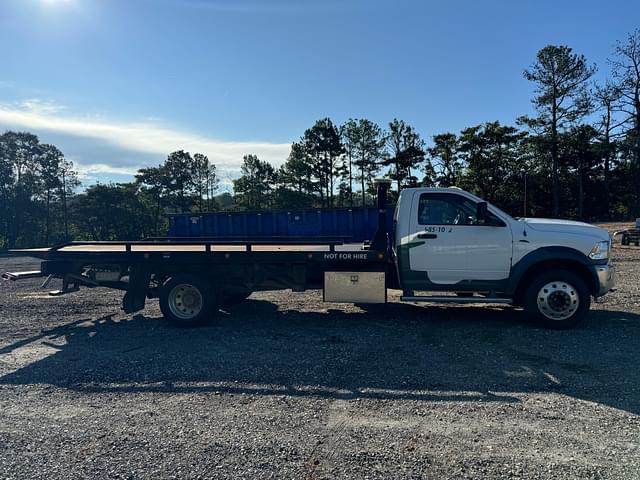 Image of Dodge Ram 5500 equipment image 3