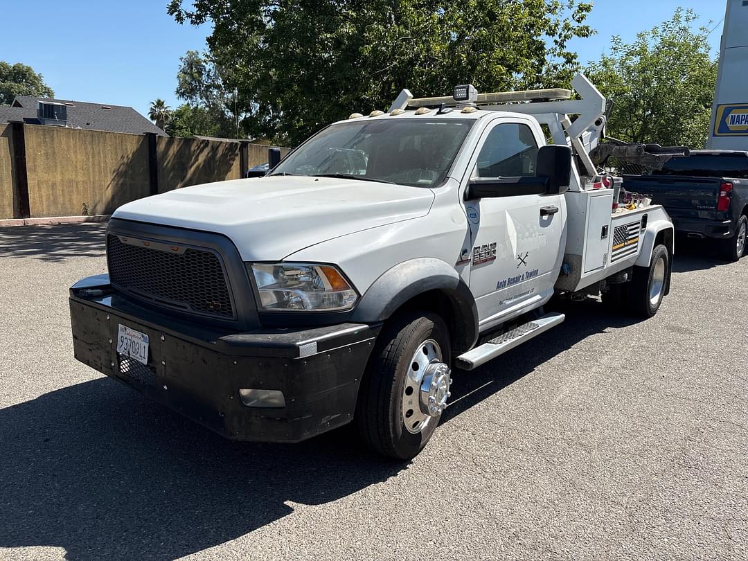 Image of Dodge Ram 5500 Primary image