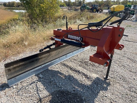 2013 Rhino 1540 Equipment Image0