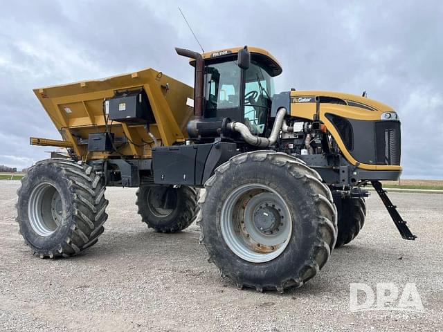 Image of RoGator RG1100 equipment image 1