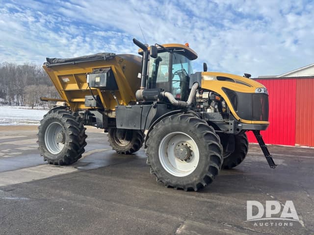 Image of RoGator RG1300 equipment image 1