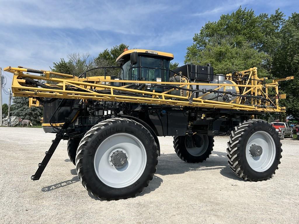 Image of RoGator RG1100 Primary image