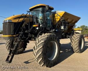 2013 RoGator RG1100 Image
