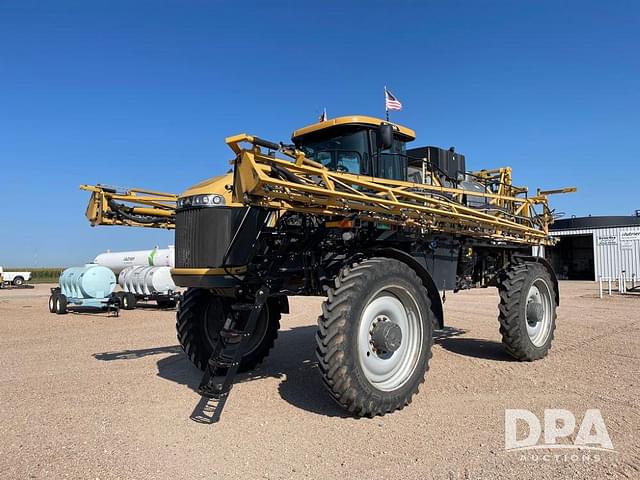 Image of RoGator RG1300 equipment image 1