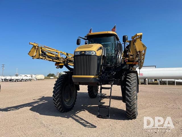 Image of RoGator RG1300 equipment image 4