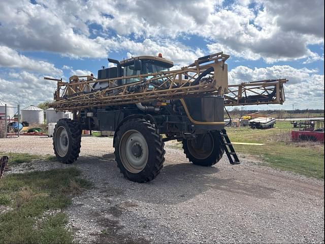 Image of RoGator RG1300B equipment image 1