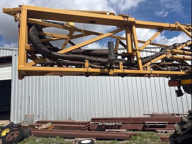 Image of RoGator RG1300B equipment image 1