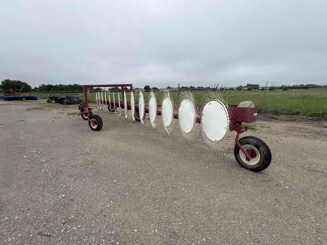 Image of Rowse Standard 14 equipment image 2