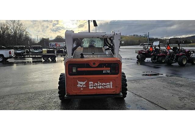 Image of Bobcat S770 equipment image 4