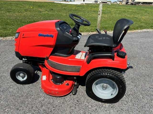 2013 Simplicity Broadmoor Equipment Image0
