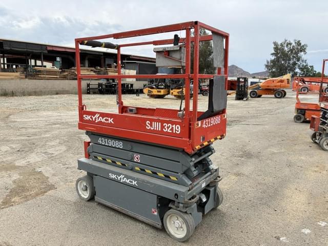 Image of Sky Jack SJIII3219 equipment image 1