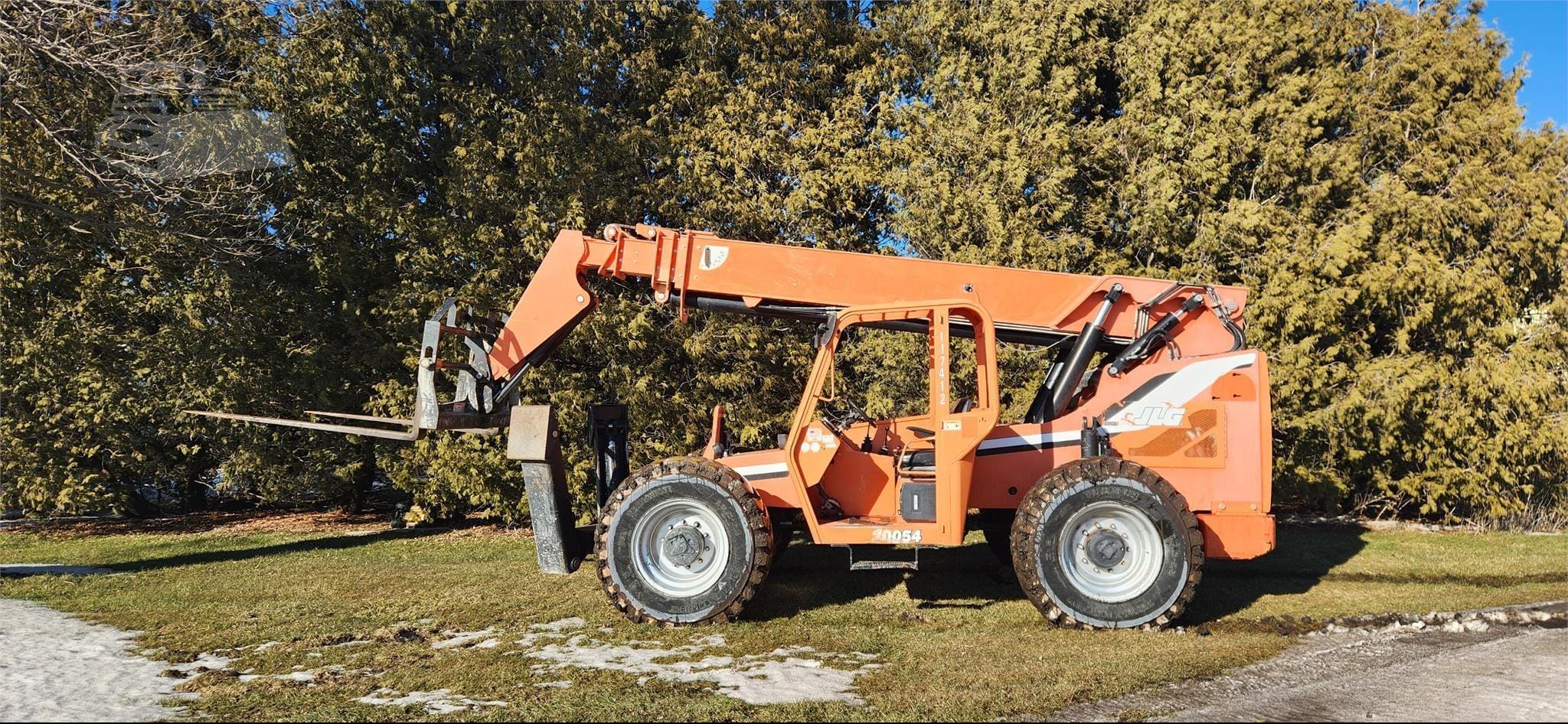 2013 Skytrak 10054 Equipment Image0