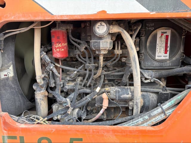 Image of Skytrak 8042 equipment image 4