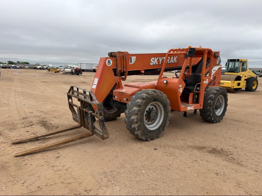 Image of Skytrak 8042 Primary image