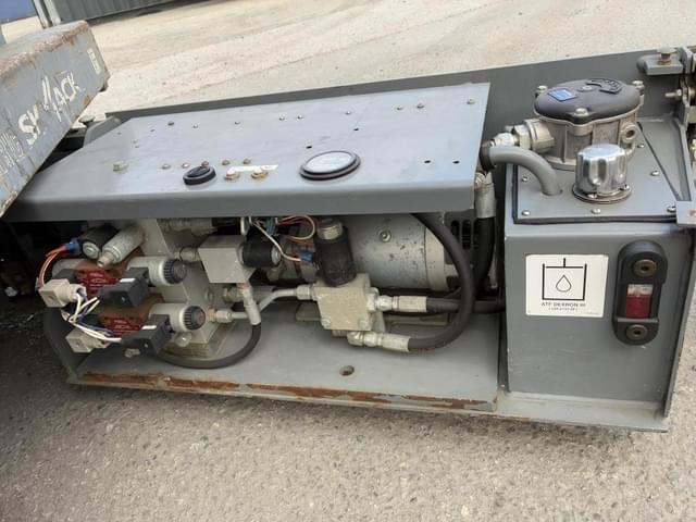 Image of Sky Jack SJIII3219 equipment image 4