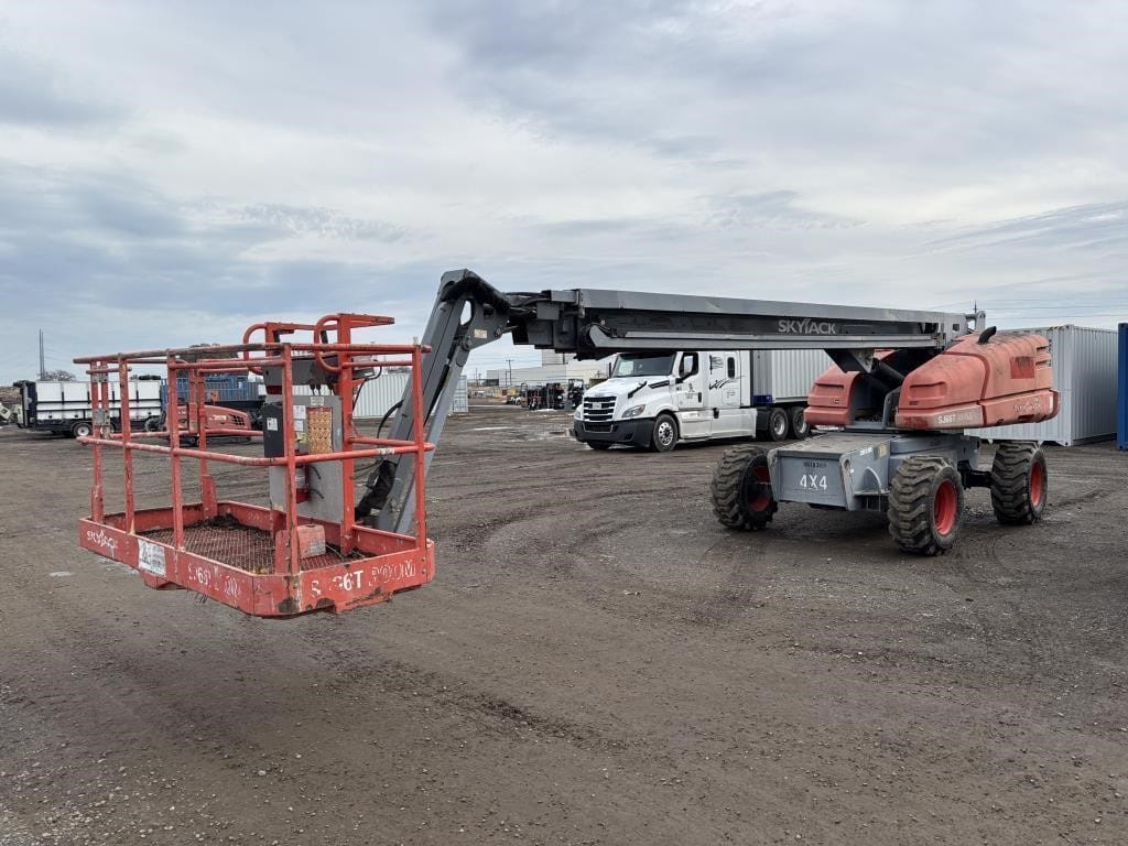 2013 Sky Jack SJ66T Equipment Image0