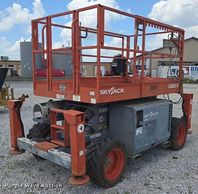 Image of Sky Jack SJ6826RT equipment image 4