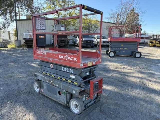 Image of Sky Jack SJIII3219 equipment image 3