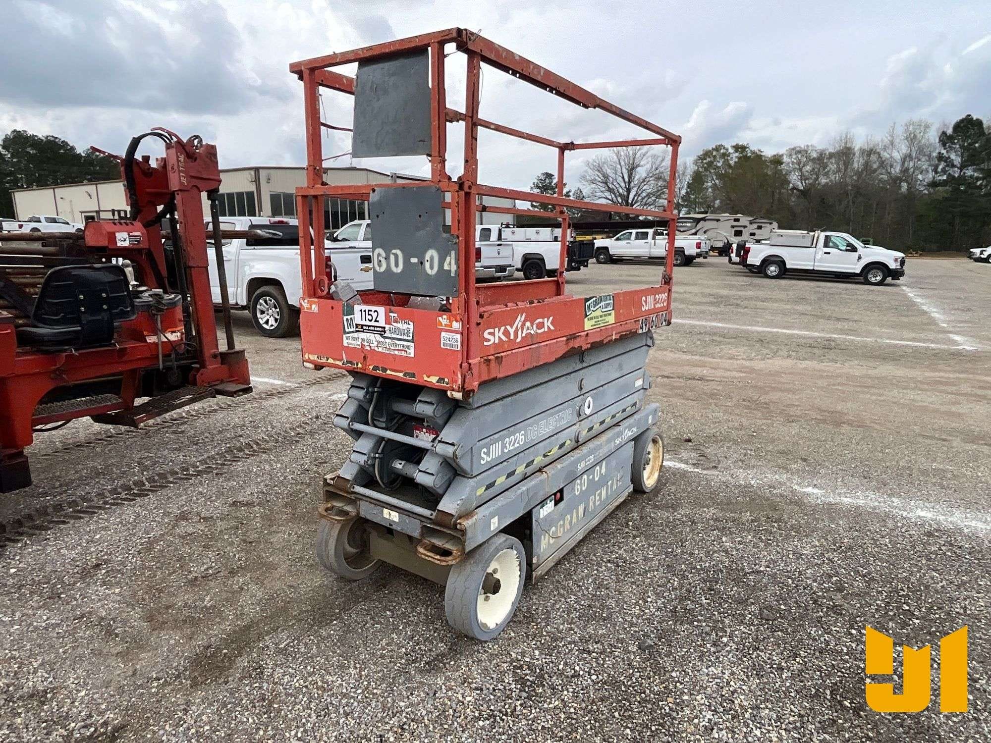 2013 Sky Jack SJIII3226 Equipment Image0