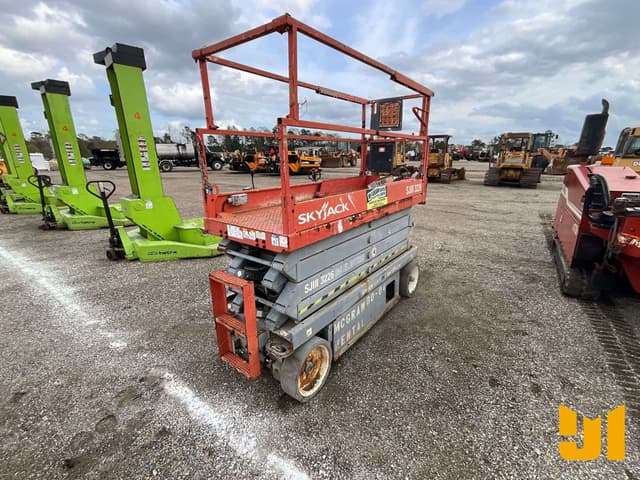 Image of Sky Jack SJIII3226 equipment image 4