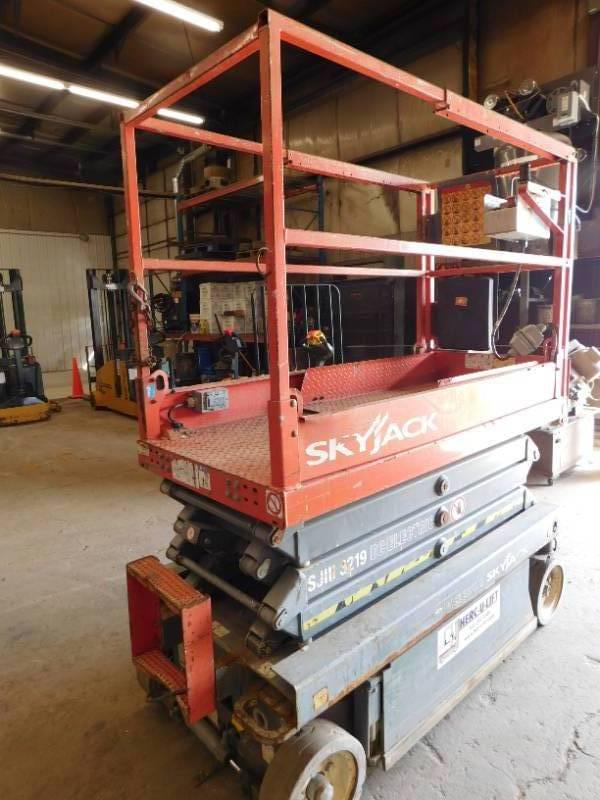 Image of Sky Jack SJIII3219 equipment image 1