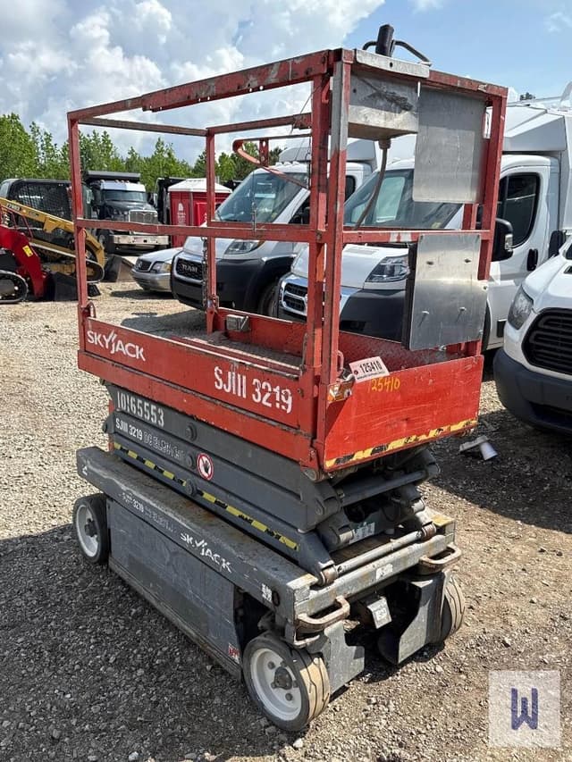 Image of Sky Jack SJIII3219 equipment image 3