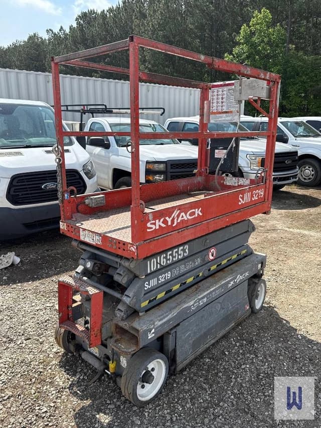 Image of Sky Jack SJIII3219 equipment image 4