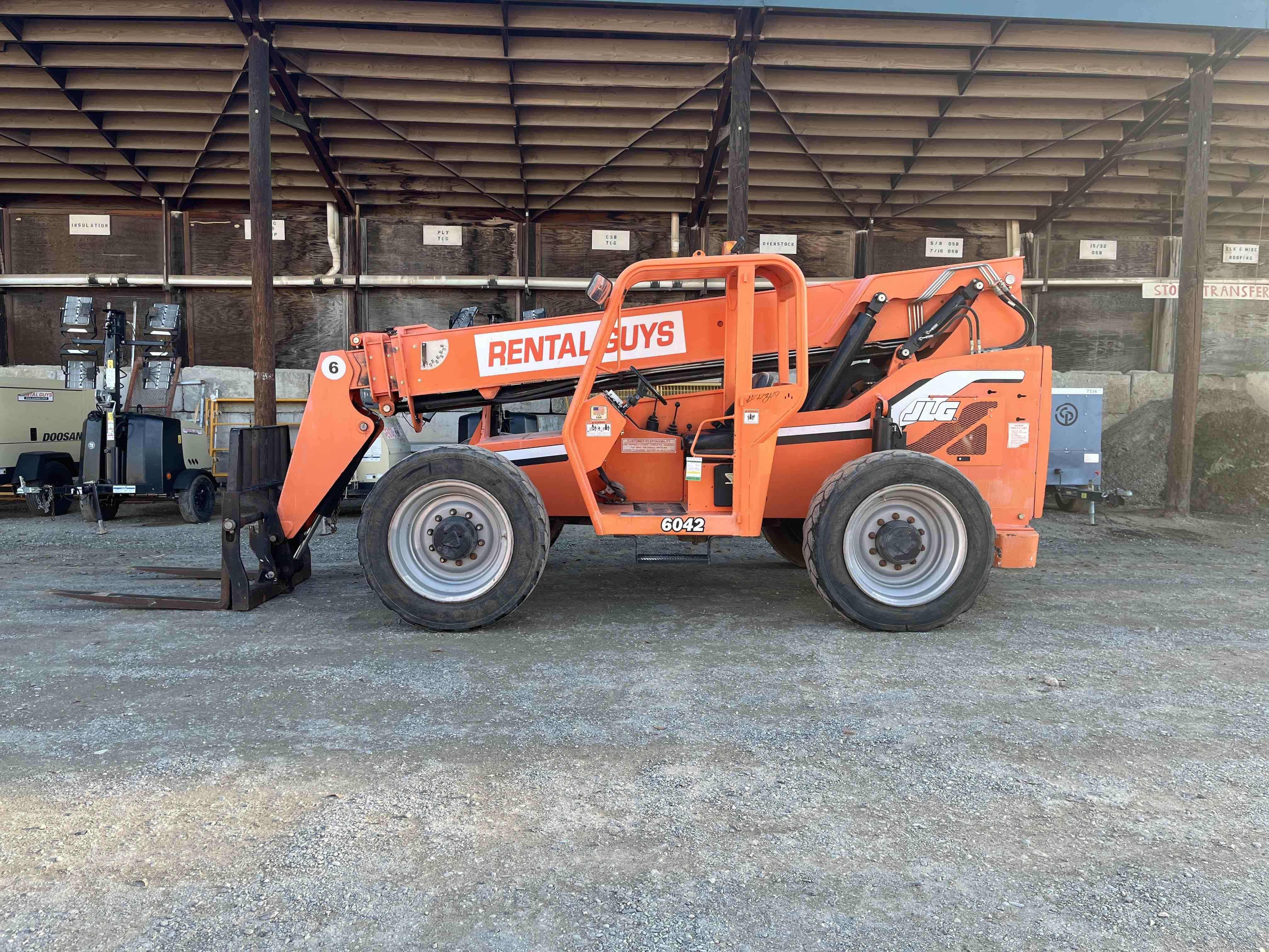 2013 Skytrak 6042 Equipment Image0
