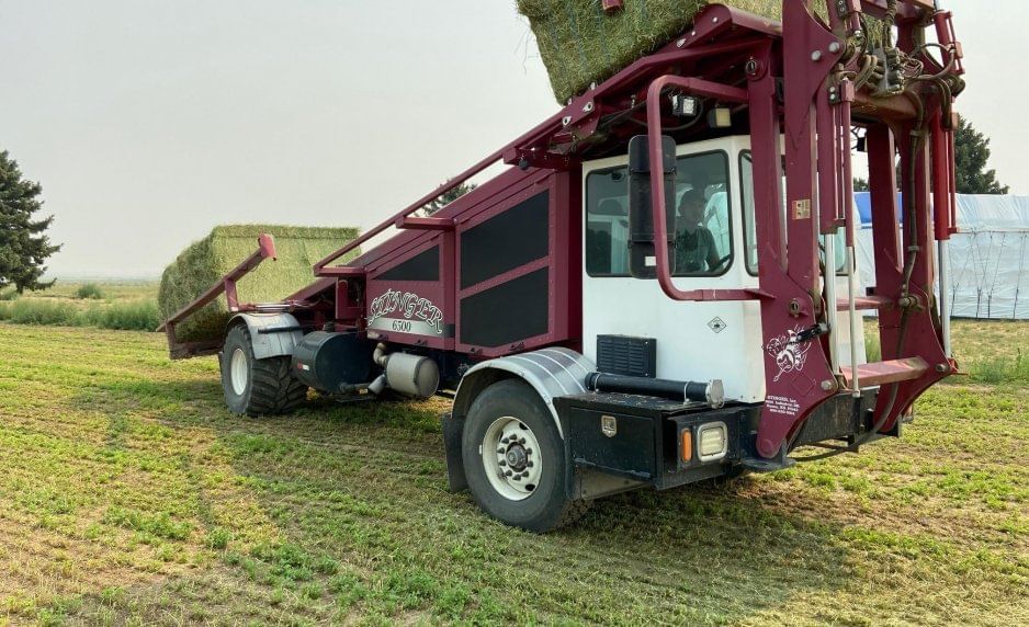 2013 Stinger Stacker 6500 Equipment Image0