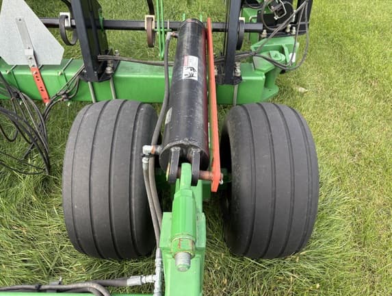 Image of Summers SuperWeeder equipment image 3
