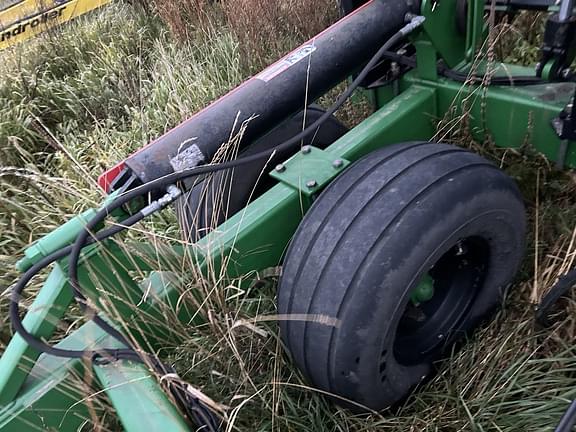 Image of Summers SuperWeeder equipment image 4