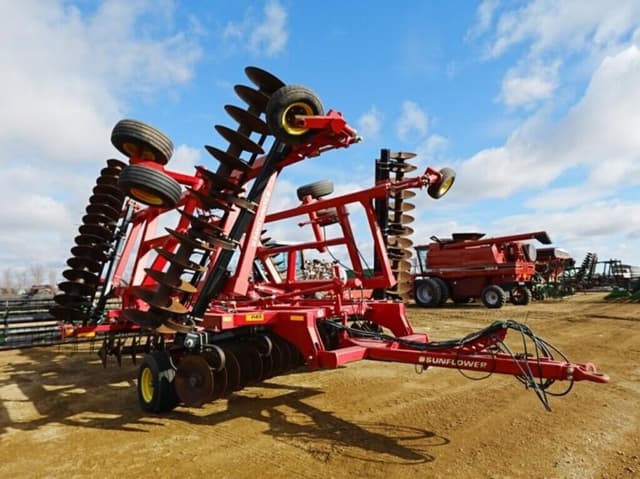 Image of Sunflower 1435 equipment image 1