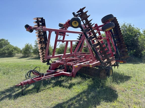 2013 Sunflower 1435-36 Equipment Image0