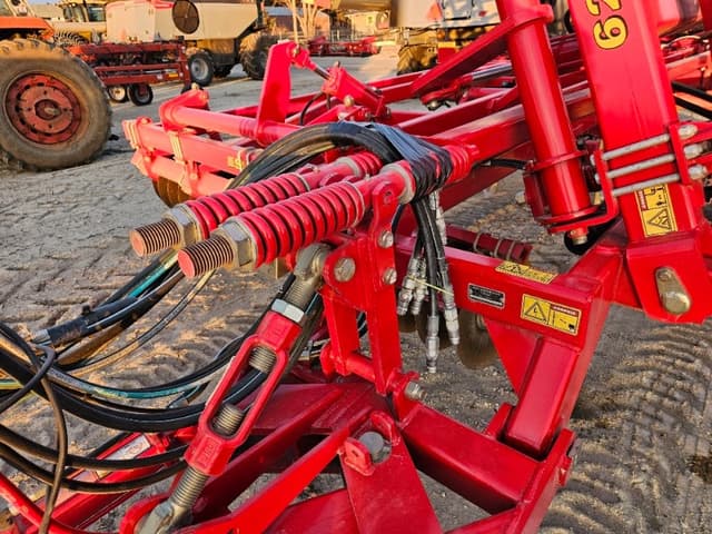 Image of Sunflower 6221 equipment image 2