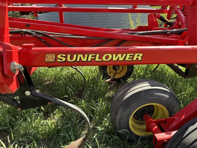 Image of Sunflower 6333-22 equipment image 2