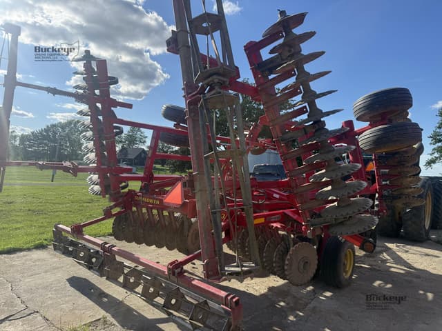 Image of Sunflower 6630-24 equipment image 3