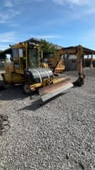 Image of Superior Broom DT80J equipment image 1