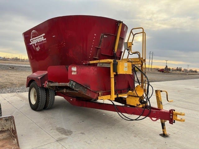 Supreme 900T Equipment Image0