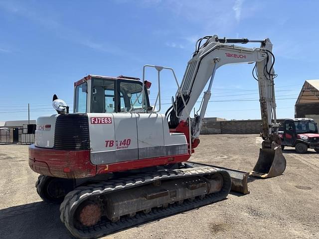 Image of Takeuchi TB1140 equipment image 2