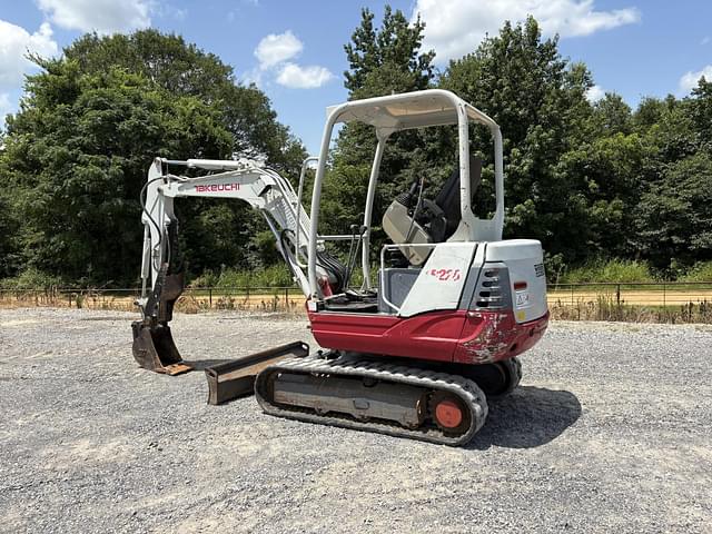 Image of Takeuchi TB228 equipment image 1